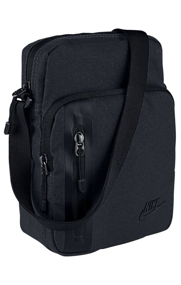 Sportovní taška Nike Core Technical Small Items