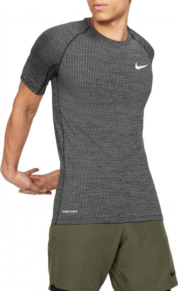 Pánské fitness tričko s krátkým rukávem Nike Pro Slim Novelty
